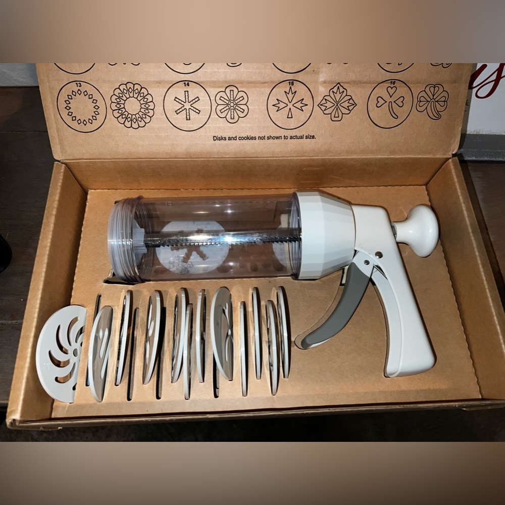 Pampered Chef Cookie Press